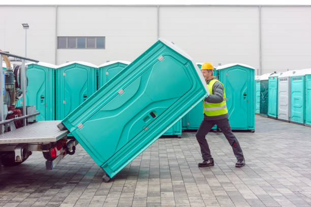 Portable Toilet Options We Offer in Wellington, OH