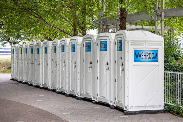 Best Portable restroom trailer rental  in Wellington, OH