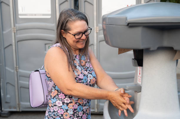 Best Affordable portable toilet rental  in Wellington, OH